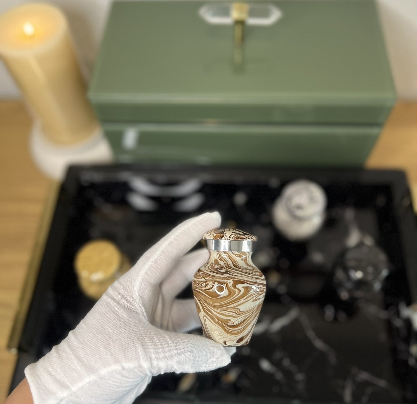 Premium Marble Finish Keepsake Single in Velvet Box for Ashes Adult male - Keepsakes for human ashes adult female - Black/Silver/Gray/Sand